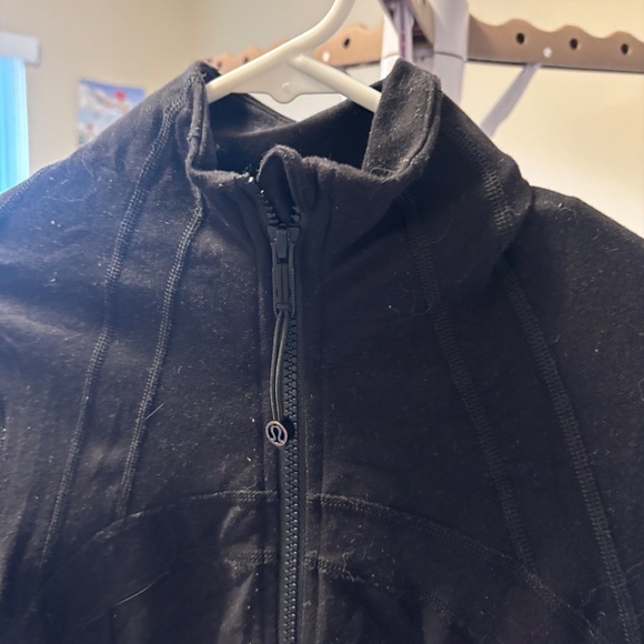 Lululemon define size 4 worn 5x - Picture 2 of 4